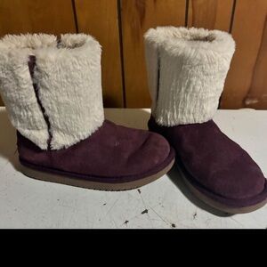 Koolaburra by UGG girls boots Size 3